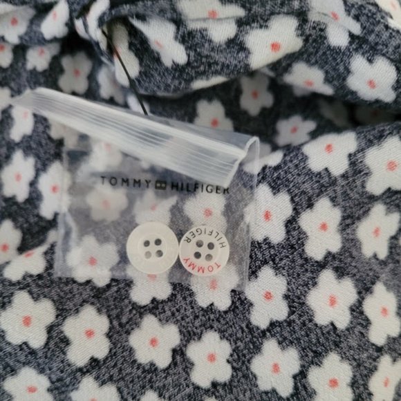 Tommy Hilfiger black blouse - Picture 7 of 9